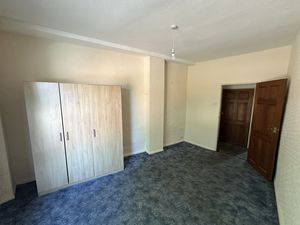 Flat Bedroom 2 New- click for photo gallery